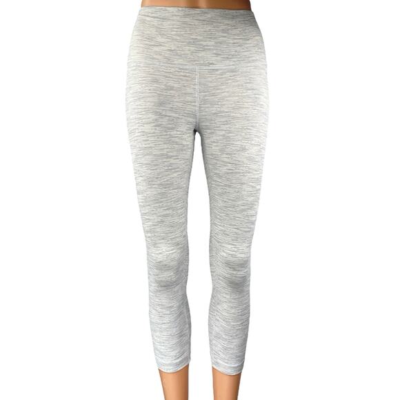 Lululemon Wunder Under Crop White Striped Skinny Fitness Gym Leggings Pants Sz 6 - Picture 1 of 5